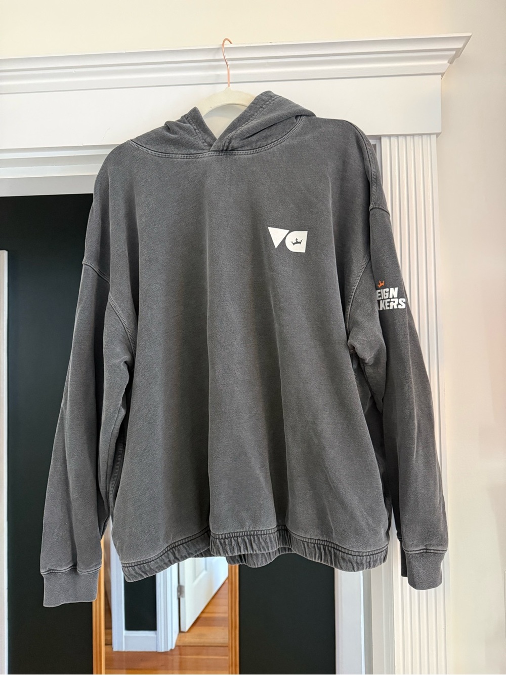 VeeFriends x DraftKings Reignmakers Yellow Label Oversized Hoodie Size L